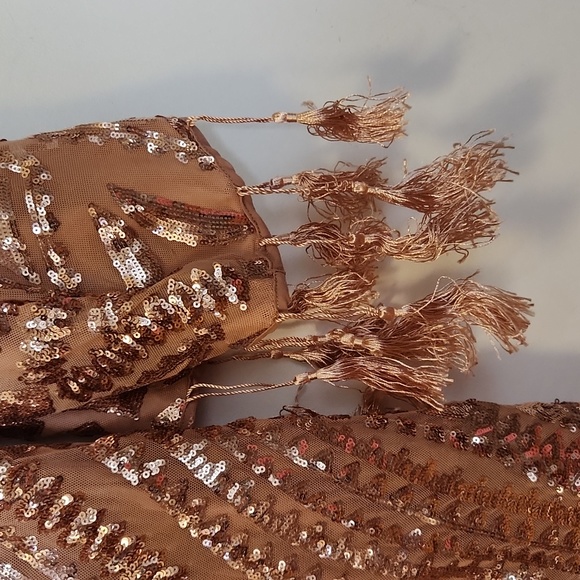 Dress - Picture 4 of 4